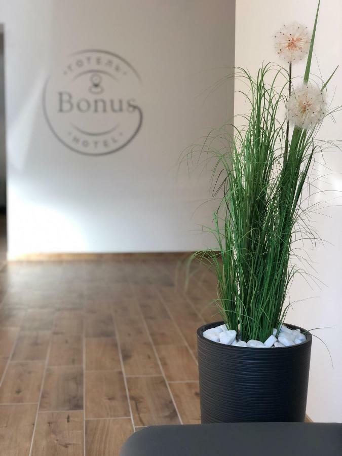Hotel Bonus 科洛梅亚 外观 照片